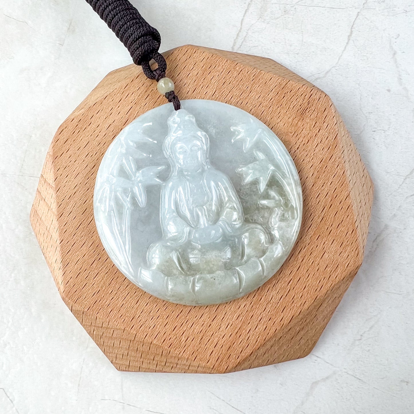 Large Jadeite Jade Guan Yin Avalokiteshvara Hand Carved Pendant Necklace, YJ-0321-0360492