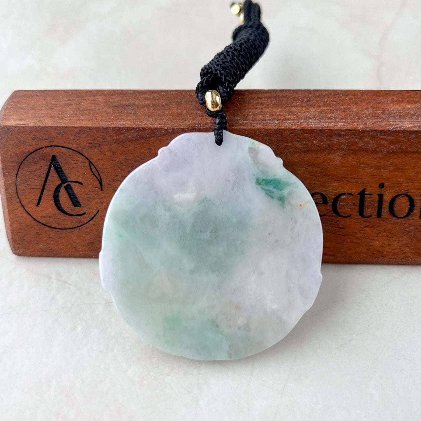 Jadeite Jade Mahasthamaprapta Buddha, Da Shi Zhi , Đại Thế Chí Bồ tát, 大势至, Light Green Jade Pendant Necklace, YJ-0422-0379023