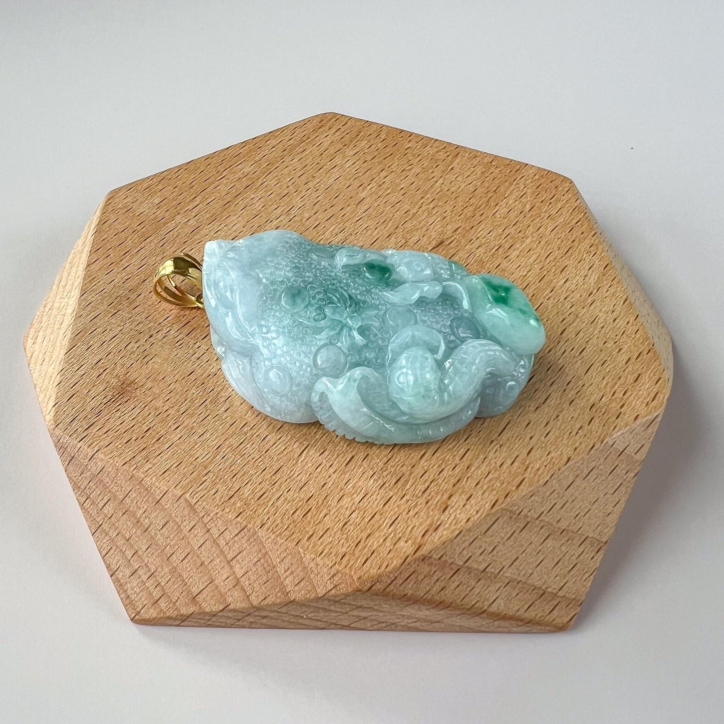 5 Poison Toad Jade Pendant with 18K gold Bail, Scorpion, Snake, Spider, Centipede Hand Carved, 五毒, Jadeite Jade Pendant, YGR-0924-1749944068
