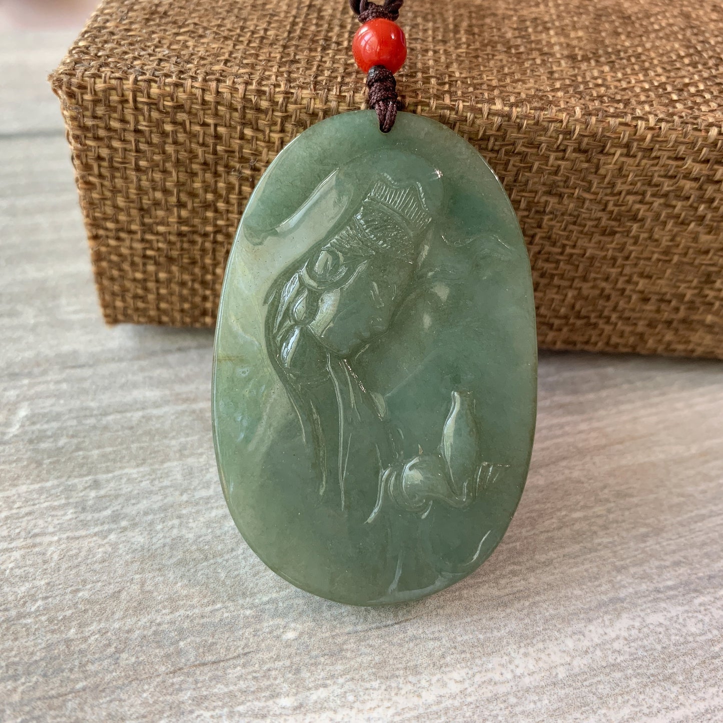 Jadeite Jade Guan Yin Avalokiteshvara Hand Carved Pendant Necklace, Quan Am, YJ-0321-0322913 - AriaDesignCollection