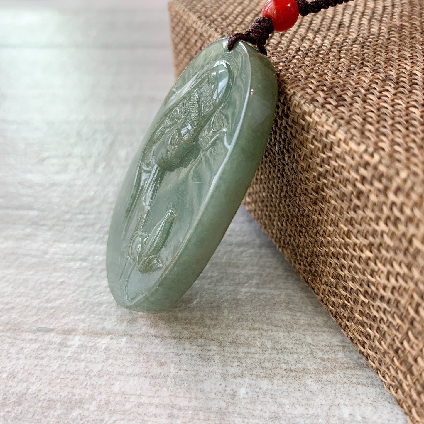 Jadeite Jade Guan Yin Avalokiteshvara Hand Carved Pendant Necklace, Quan Am, YJ-0321-0322913 - AriaDesignCollection