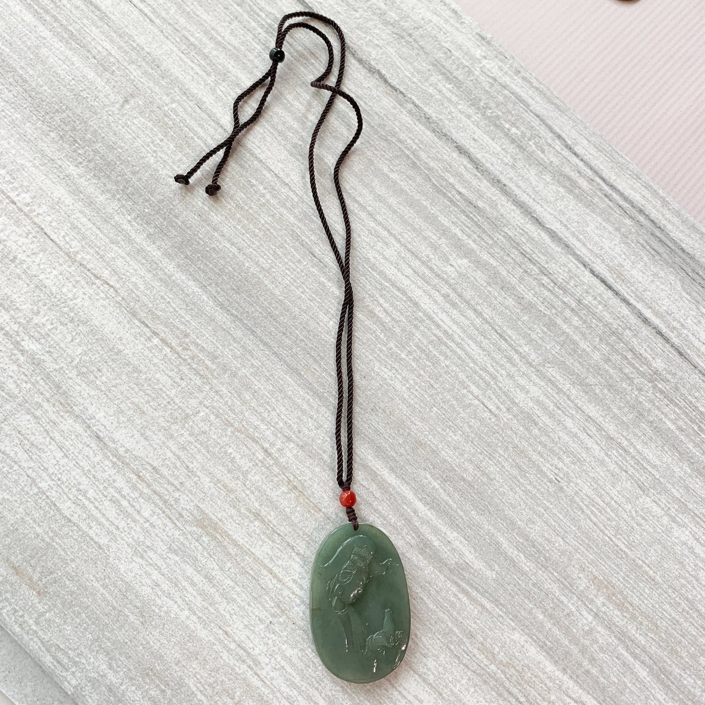 Jadeite Jade Guan Yin Avalokiteshvara Hand Carved Pendant Necklace, Quan Am, YJ-0321-0322913 - AriaDesignCollection
