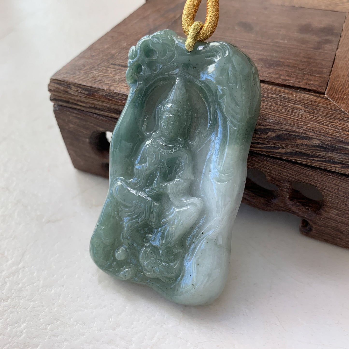 Jadeite Jade Guan Yin Avalokiteshvara Pendant Necklace, Hand Carved, Green Jade, Quan Am, Kuan Yin, YJ-0921-0179949 - AriaDesignCollection