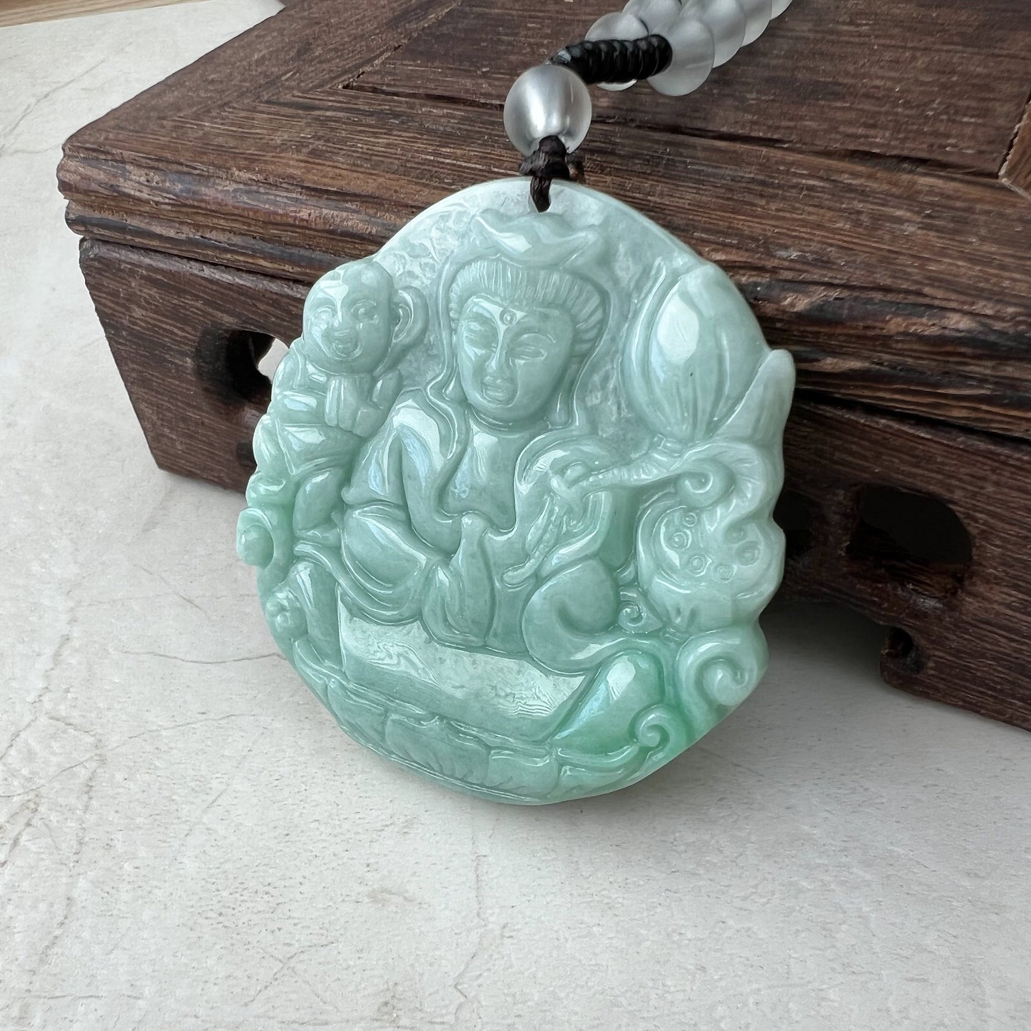Jadeite Jade Guan Yin Fertility Goddess, Bringer of Children, Avalokiteshvara Pendant Necklace, Green, Kuan Yin, Song zi, YJ-0921-0172411 - AriaDesignCollection