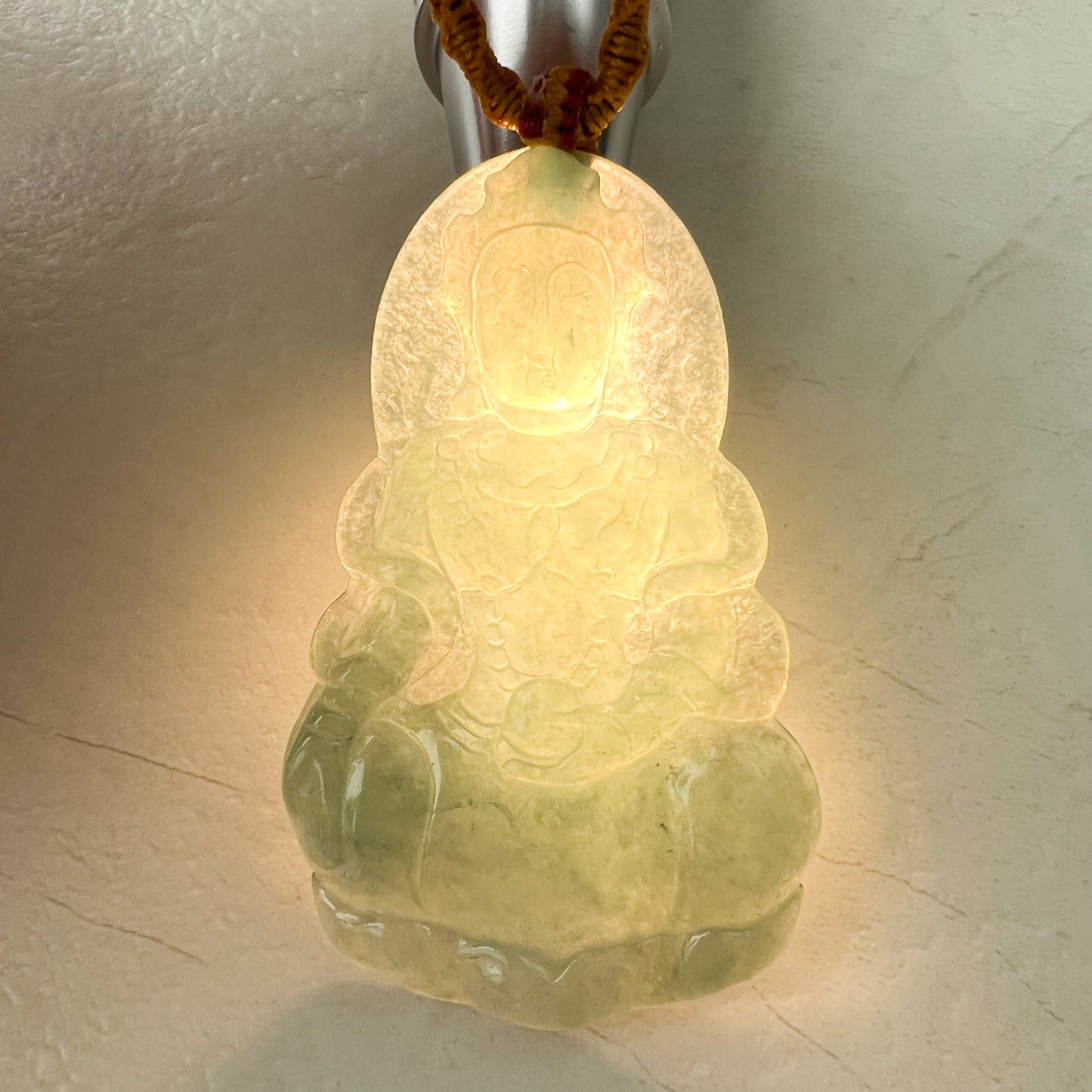 Jadeite Jade Guan Yin Avalokiteshvara Hand Carved Pendant Necklace, YJ-1221-0241350 - AriaDesignCollection