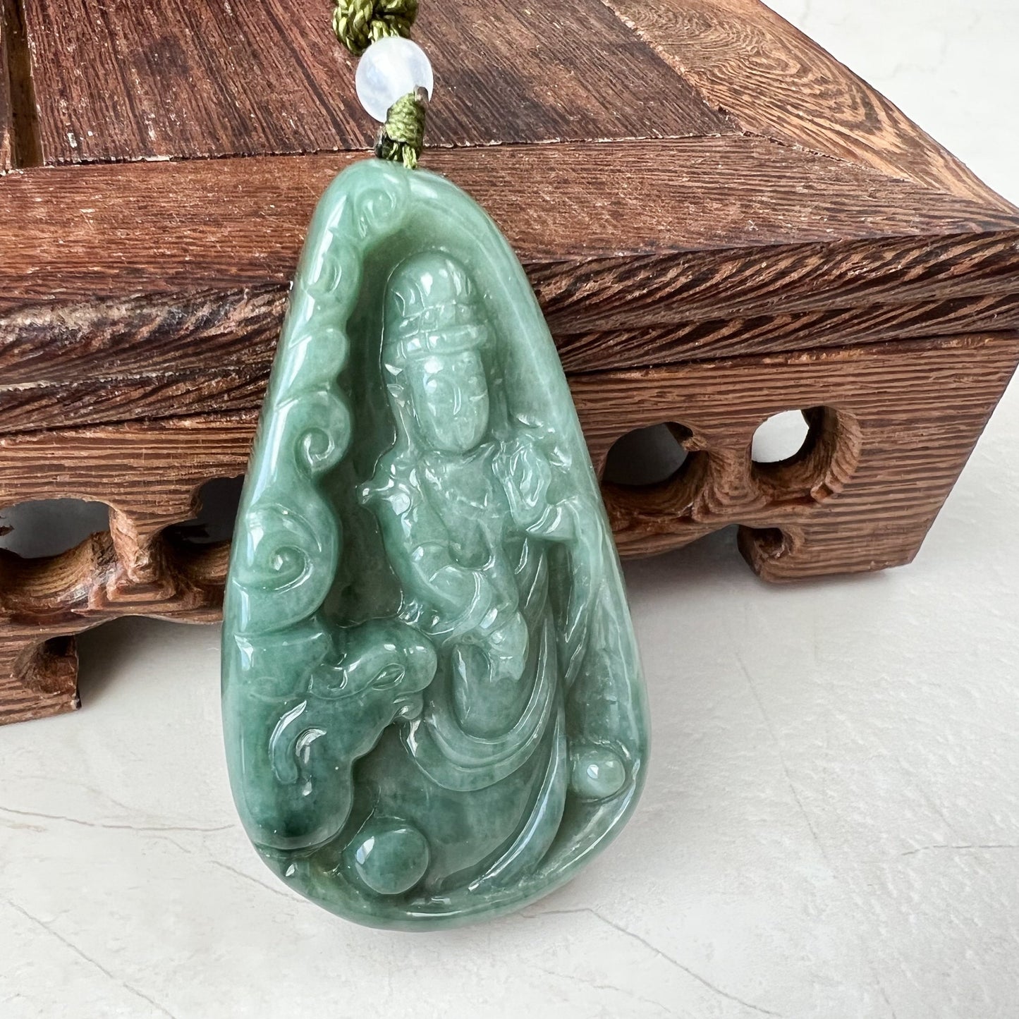 Jadeite Jade Guan Yin Avalokiteshvara and Dragon Carved Pendant Necklace, Quan Am, YJ-1221-0210864 - AriaDesignCollection