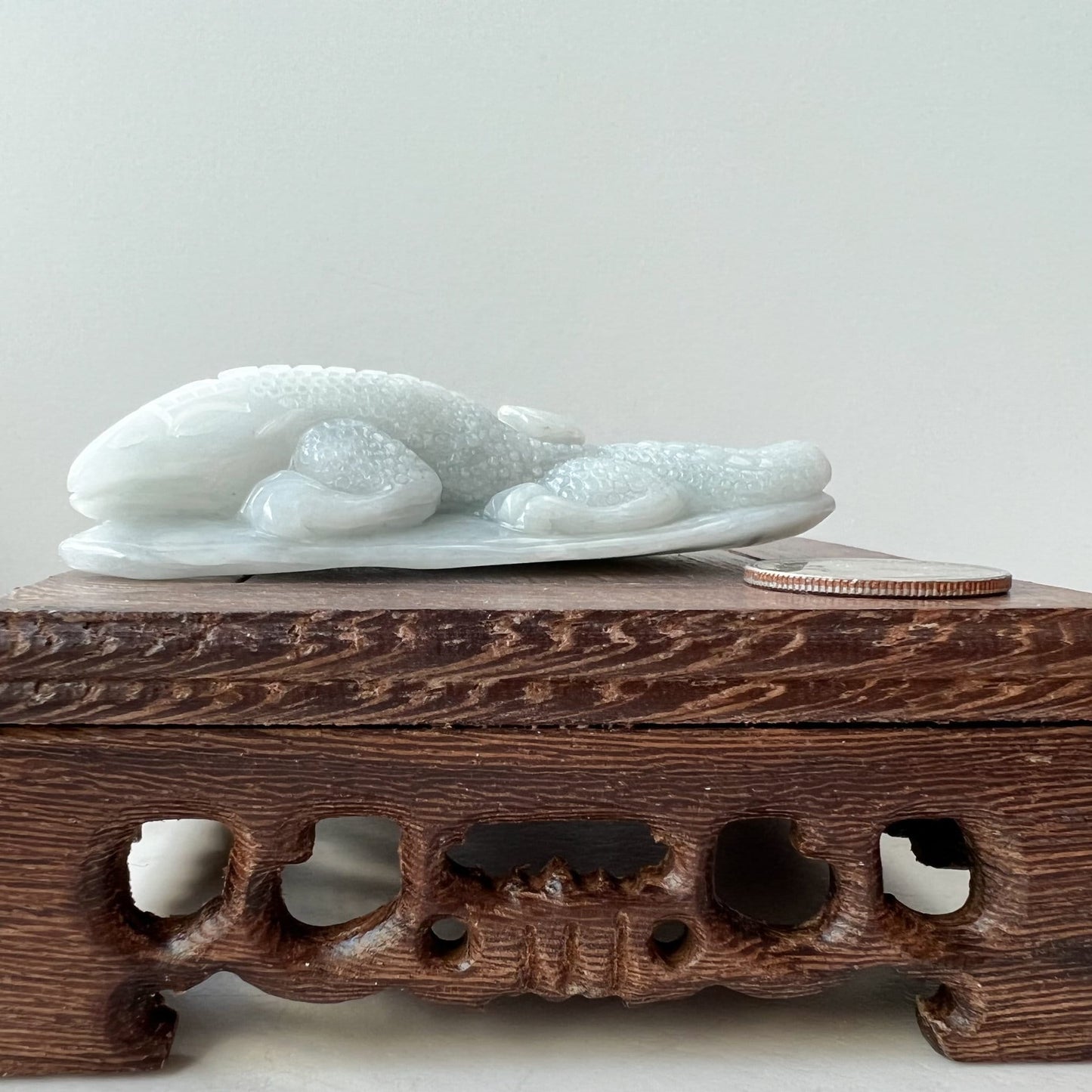 Jadeite Jade Lizard on Leaf, Feng Shui, Chinese Hand Carved Statue, Figurine, Display, Decoration, Green Jade, YJ-0322-0336530 - AriaDesignCollection