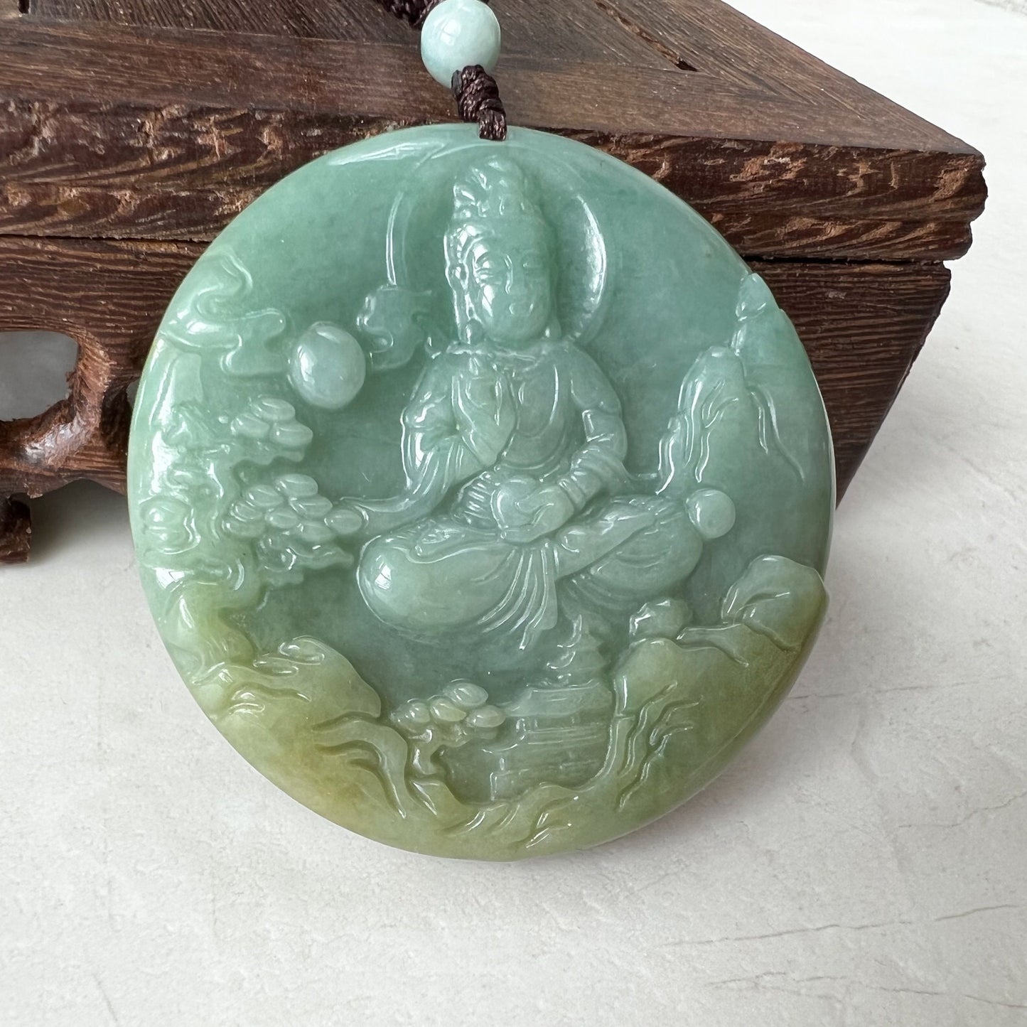 Green Jadeite Jade Guan Yin Avalokiteshvara Hand Carved Pendant Necklace, YJ-0322-0315224 - AriaDesignCollection