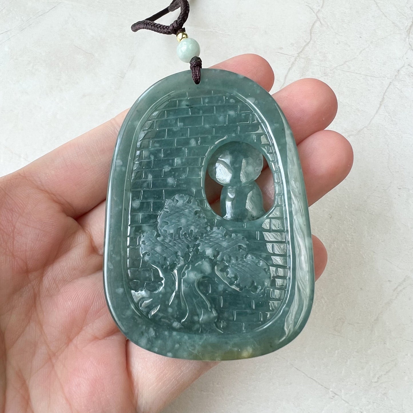 Green Faceless Guan Yin Meditating, Jadeite Jade Avalokiteshvara Hand Carved Pendant Necklace, Quan Am, ZYF-0322-1651918879 - AriaDesignCollection