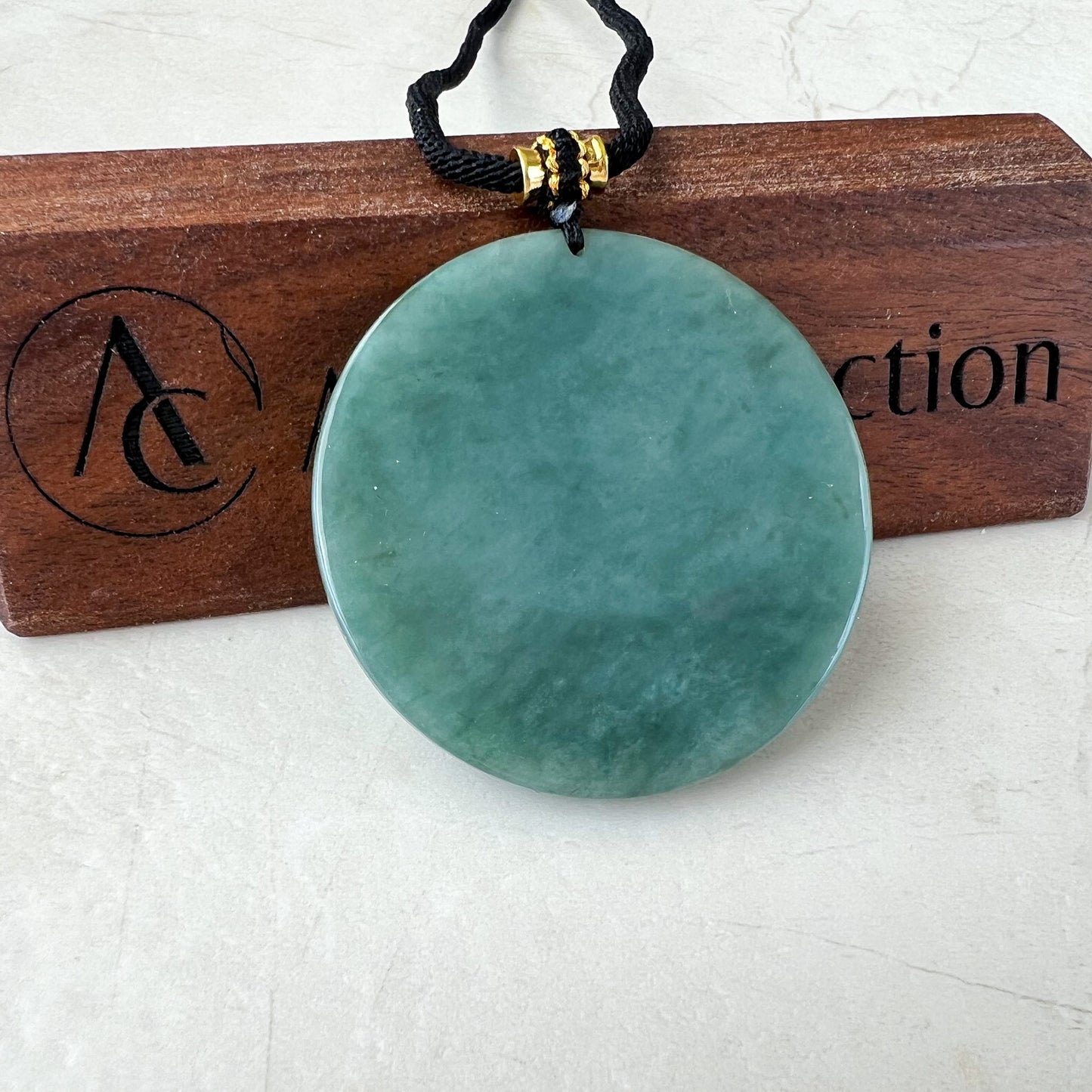 Jadeite Jade Thousand Hand Guan Yin Avalokiteshvara, Quan Am, 千手观音, Hand Carved Jade Pendant Necklace, YJ-1022-0068824