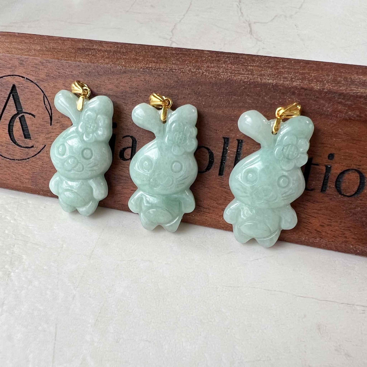 Light Green Jadeite Jade Cartoon Rabbit Pendant with 18K Solid Gold, SHWQ-0423-1684527699