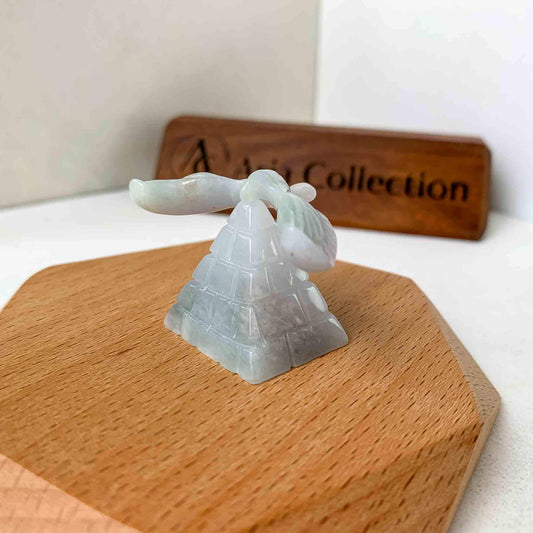 Balanced Jadeite Jade Eagle Figurine Hand Carved Jade, YJ-1221-0291189