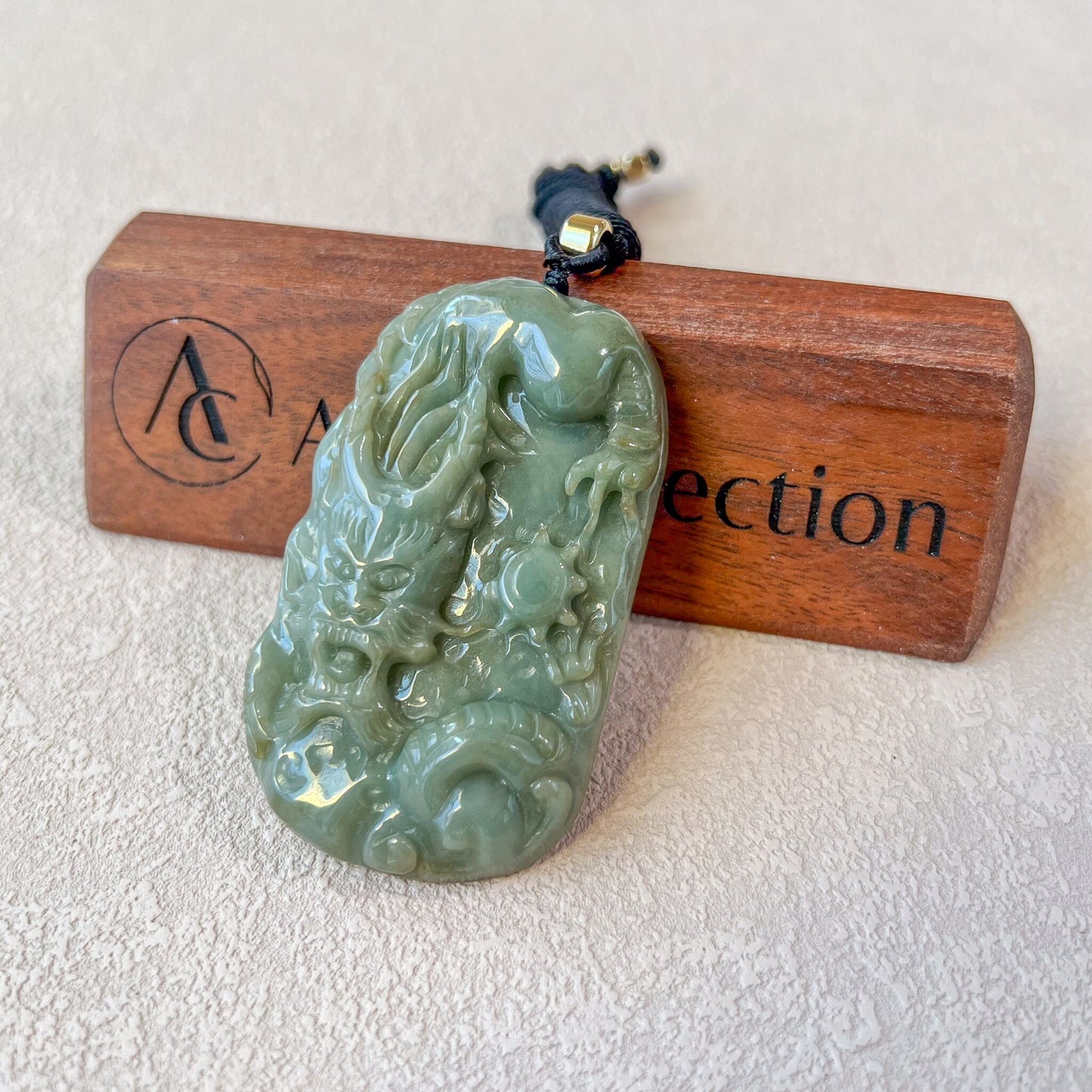 Large Green Jadeite Jade Dragon Chinese Zodiac Hand Carved Pendant Necklace, YJ-0722-0004925