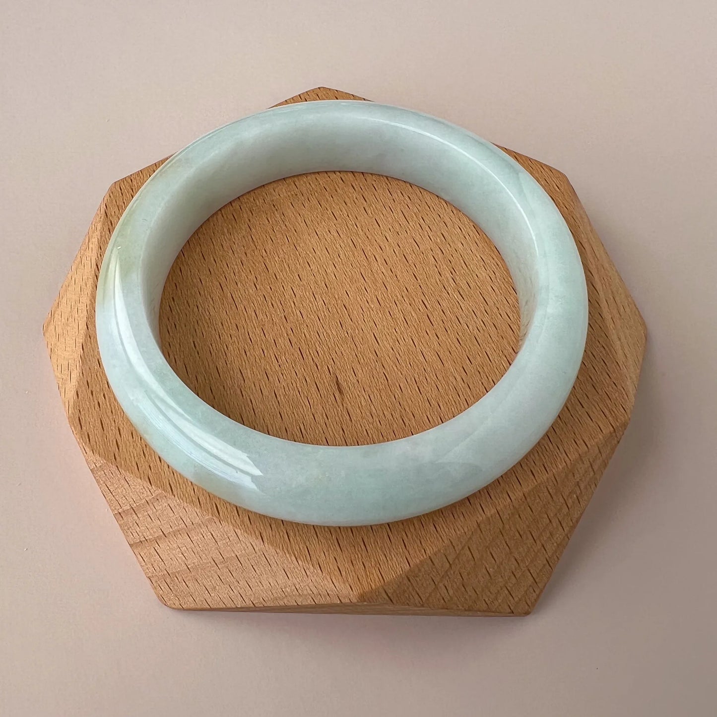Aria Collection smooth light green natural jade bangle with glossy polished finish