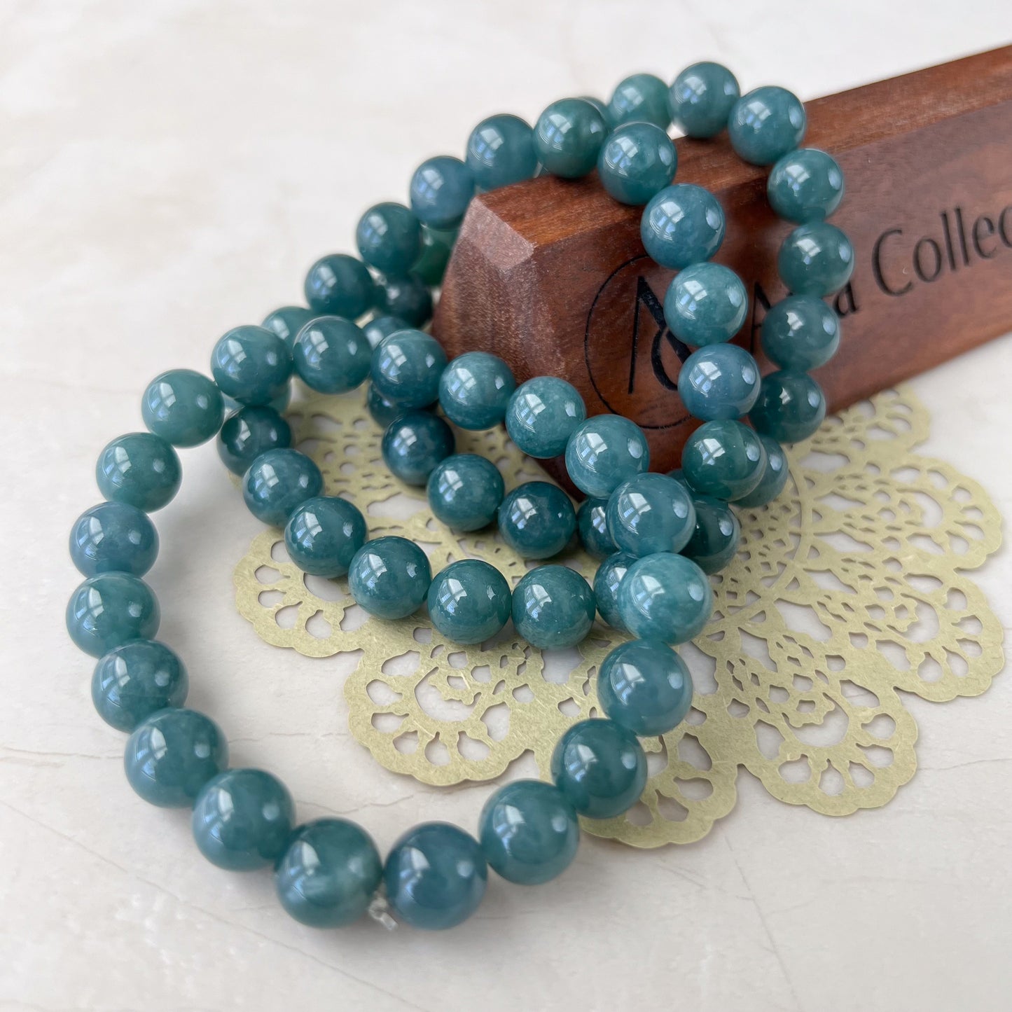 10.0 mm Blue Green Natural Jadeite Jade Round Beaded Bracelet, JUA-0424-1719715587