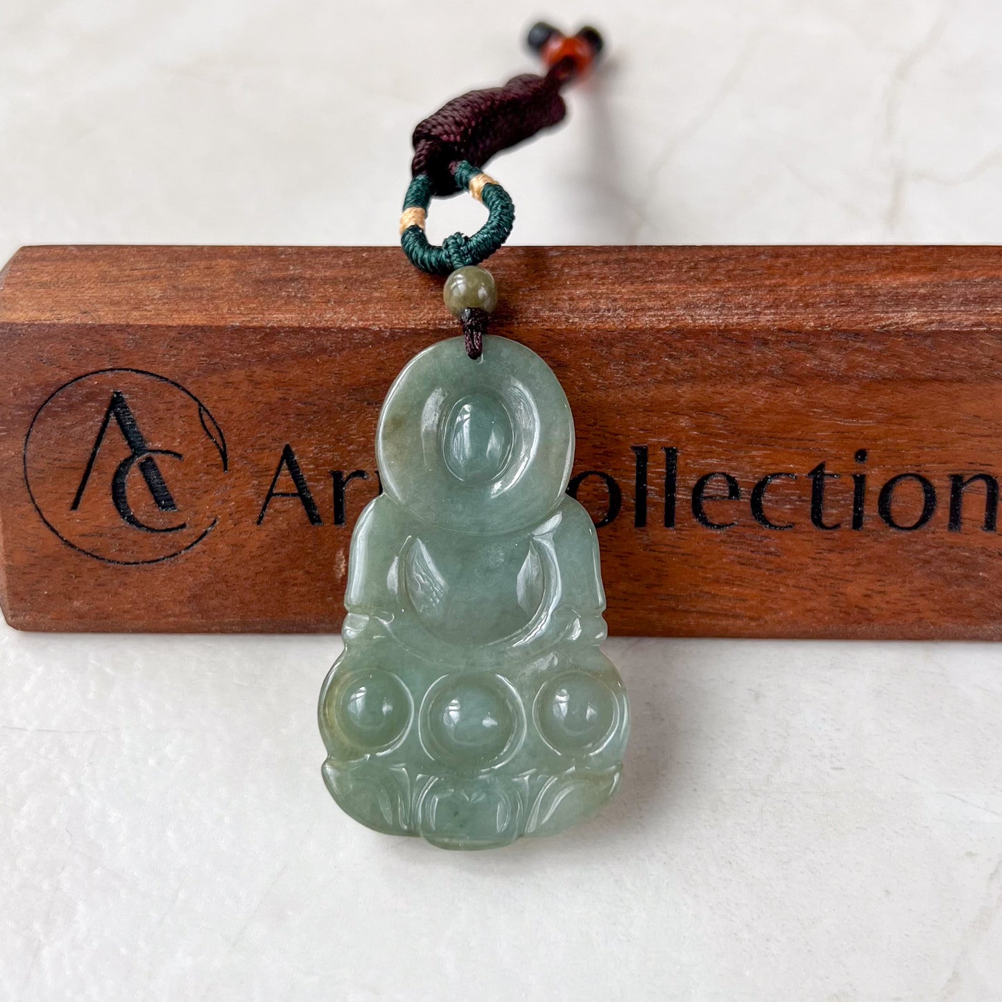 Jadeite Jade Guan Yin Avalokiteshvara Hand Carved Pendant Necklace, YJ-0321-0329835