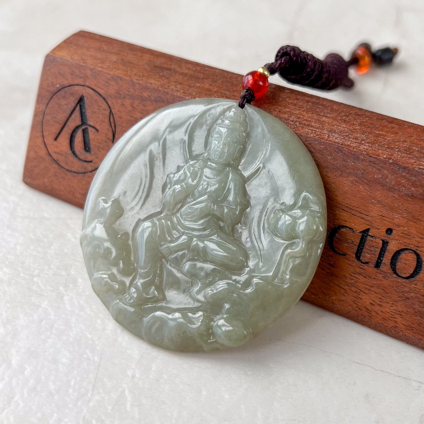 Large Jadeite Jade Guan Yin Avalokiteshvara Carved Pendant Necklace, Quan Am, YJ-0321-0322396