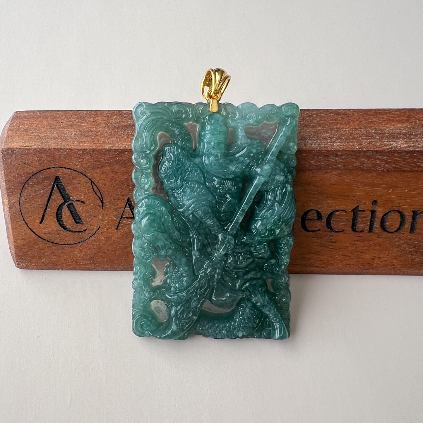 Green Jadeite Jade Guan Gong Warrior Pendant with 18K Gold Bail (关公)