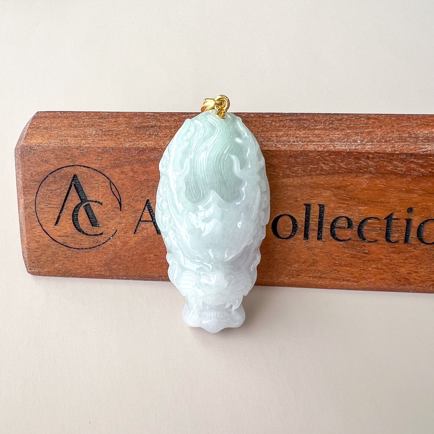Flowing Clouds Dragon Head Jadeite Jade Pendant with 18K Gold