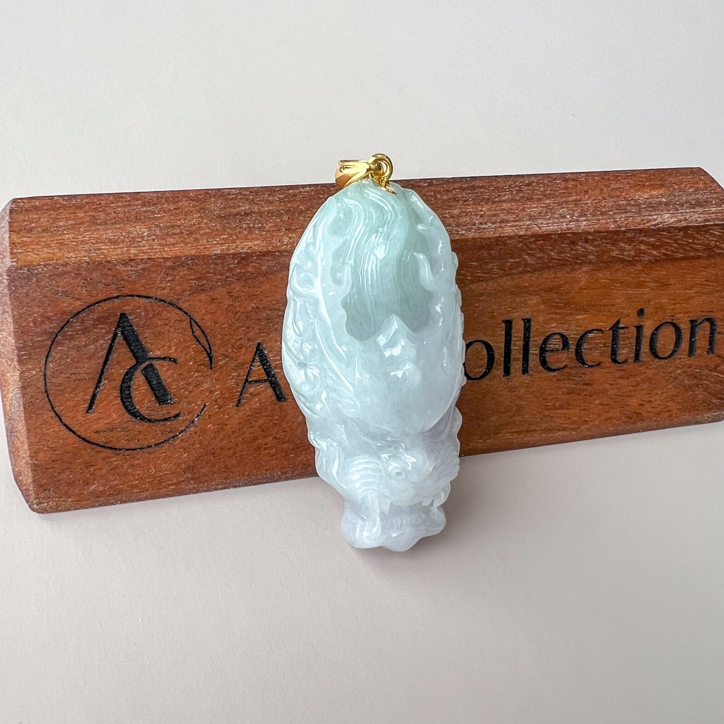 Flowing Clouds Dragon Head Jadeite Jade Pendant with 18K Gold