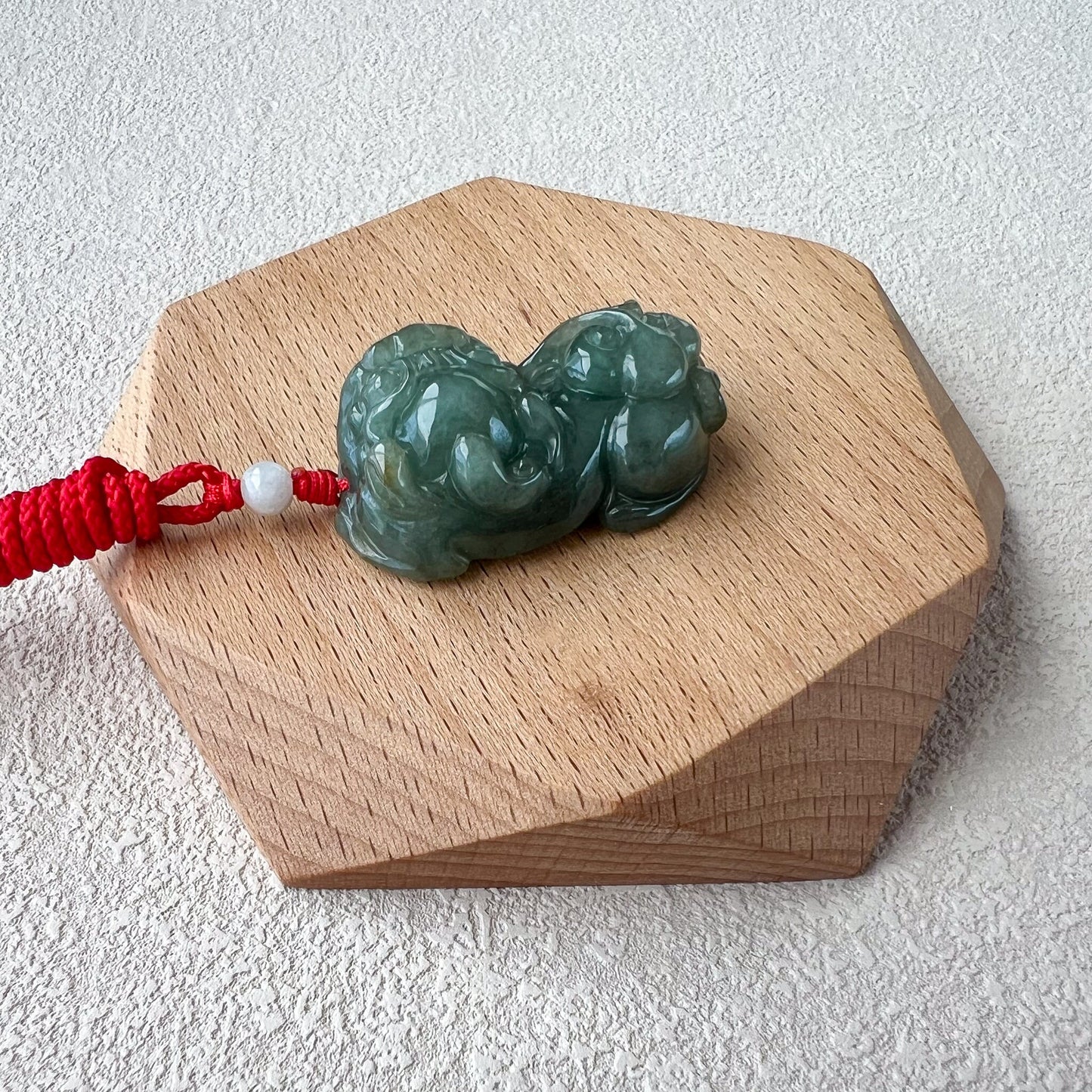 Green Jadeite Jade, Dragon Pixiu Pi Xiu Dragon Chinese Carved Pendant, 貔貅, YJ-0223-0404516