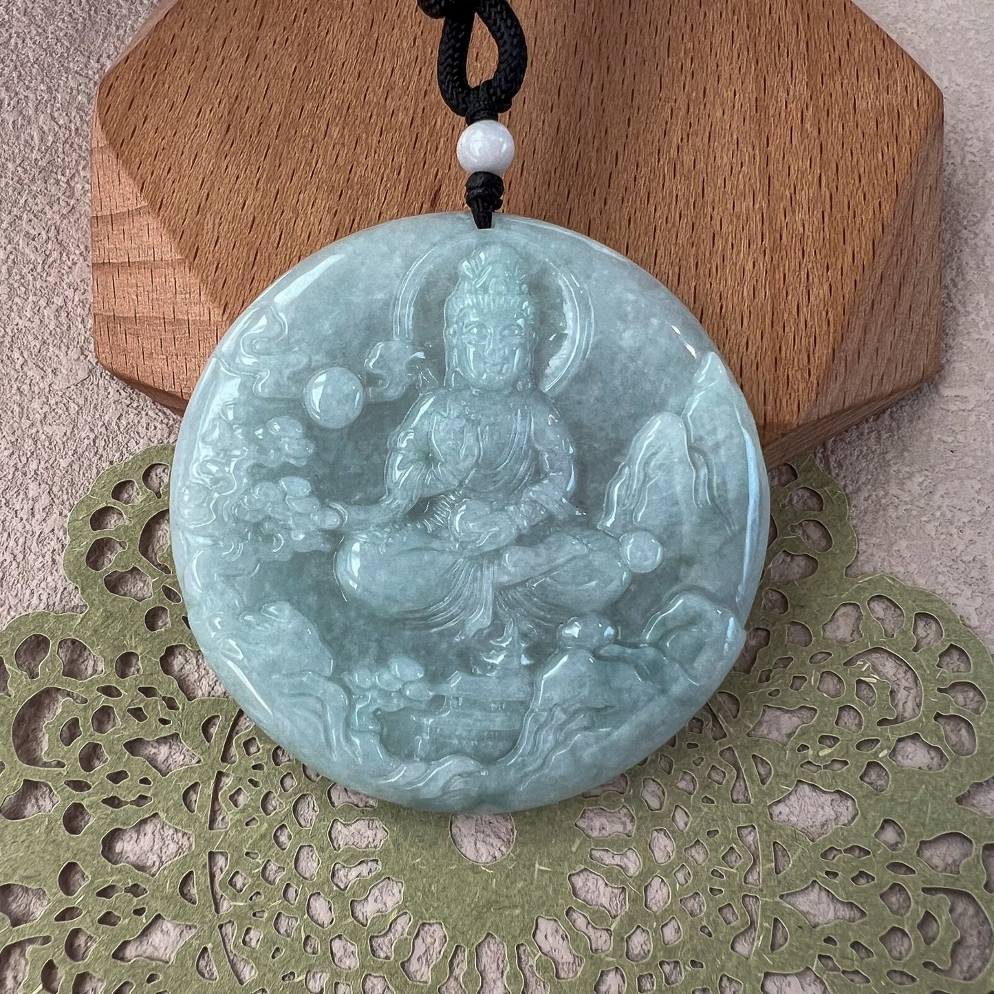 Jadeite Jade Guan Yin Mountain Landscape Avalokiteshvara, Quan Am, 观音, Hand Carved Pendant Necklace, YJ-0622-0336504