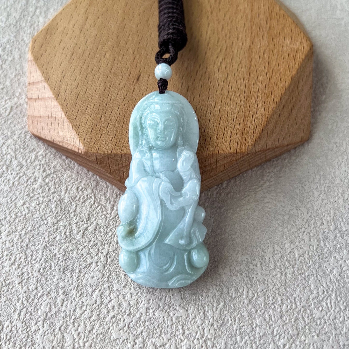 Standing Jadeite Jade Guan Yin Avalokiteshvara Hand Carved Pendant Necklace, Guanyin, 观音, YJ-0322-0341984