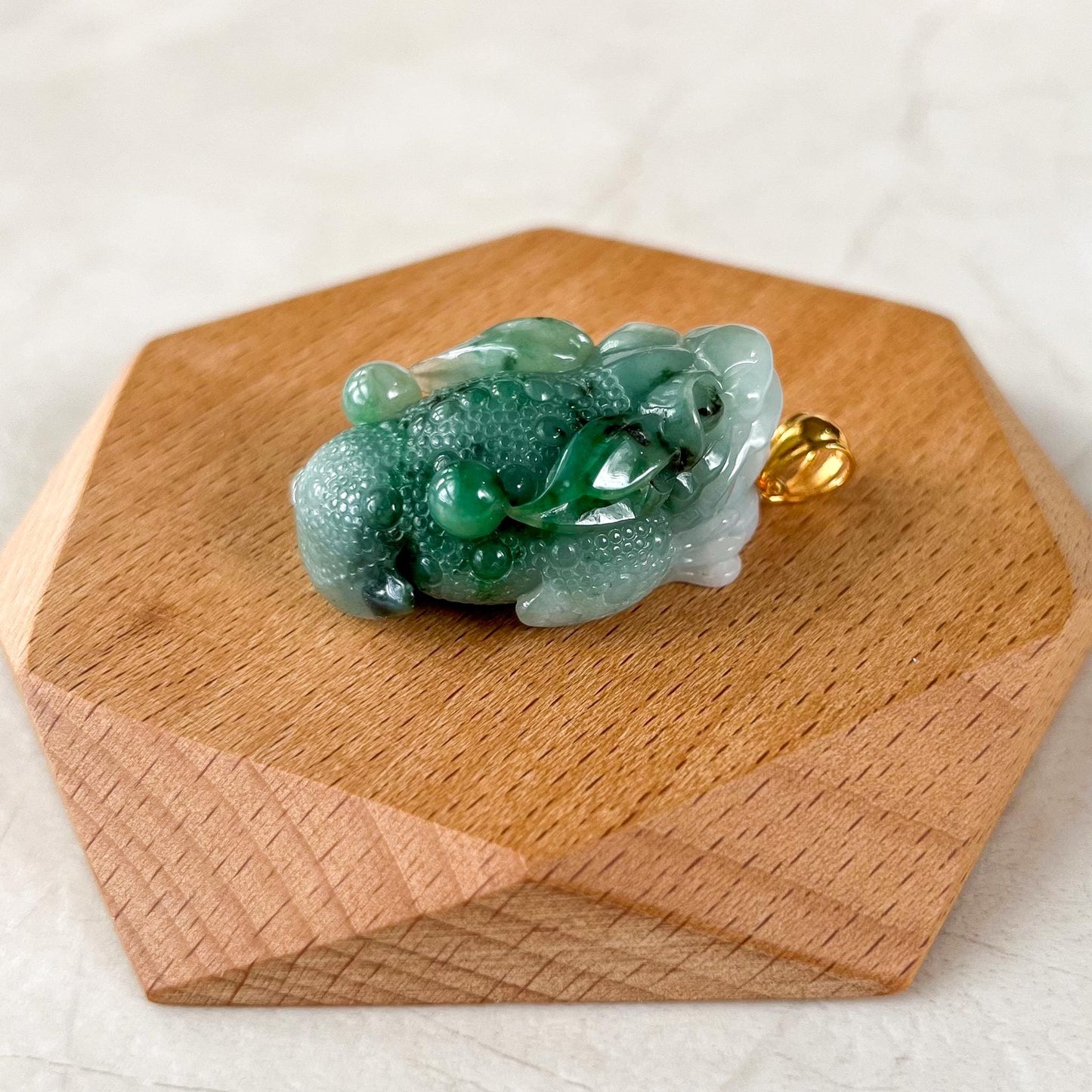 Lucky Pi Xiu Toad Jade Pendant with 18k Gold Bail, 貔貅, 三脚金蟾, Jadeite Jade Pendant, YGR-0823-1732135416