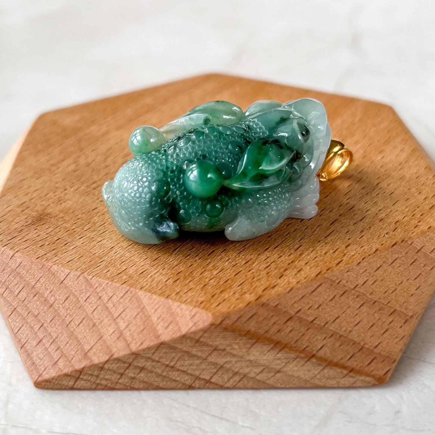 Lucky Pi Xiu Toad Jade Pendant with 18k Gold Bail, 貔貅, 三脚金蟾, Jadeite Jade Pendant, YGR-0823-1732135416