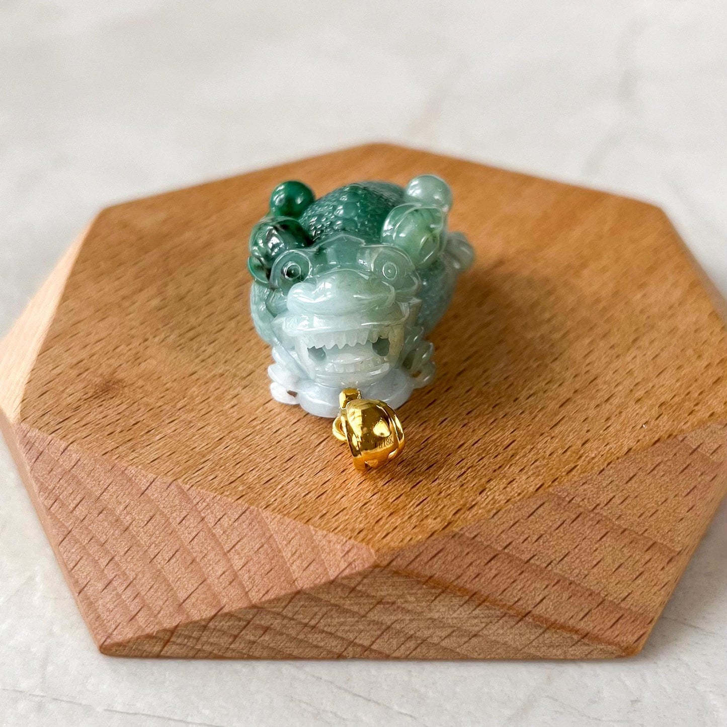 Lucky Pi Xiu Toad Jade Pendant with 18k Gold Bail, 貔貅, 三脚金蟾, Jadeite Jade Pendant, YGR-0823-1732135416