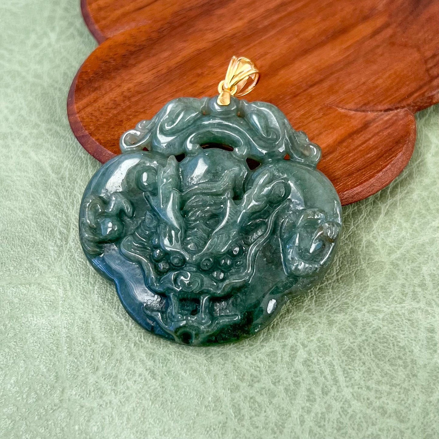 Prosperity Ruyi Dragon Pendant Jade Pendant, Jadeite Jade 如意 Hand Carved Pendant with 18K Gold, YO-0424-1736723308