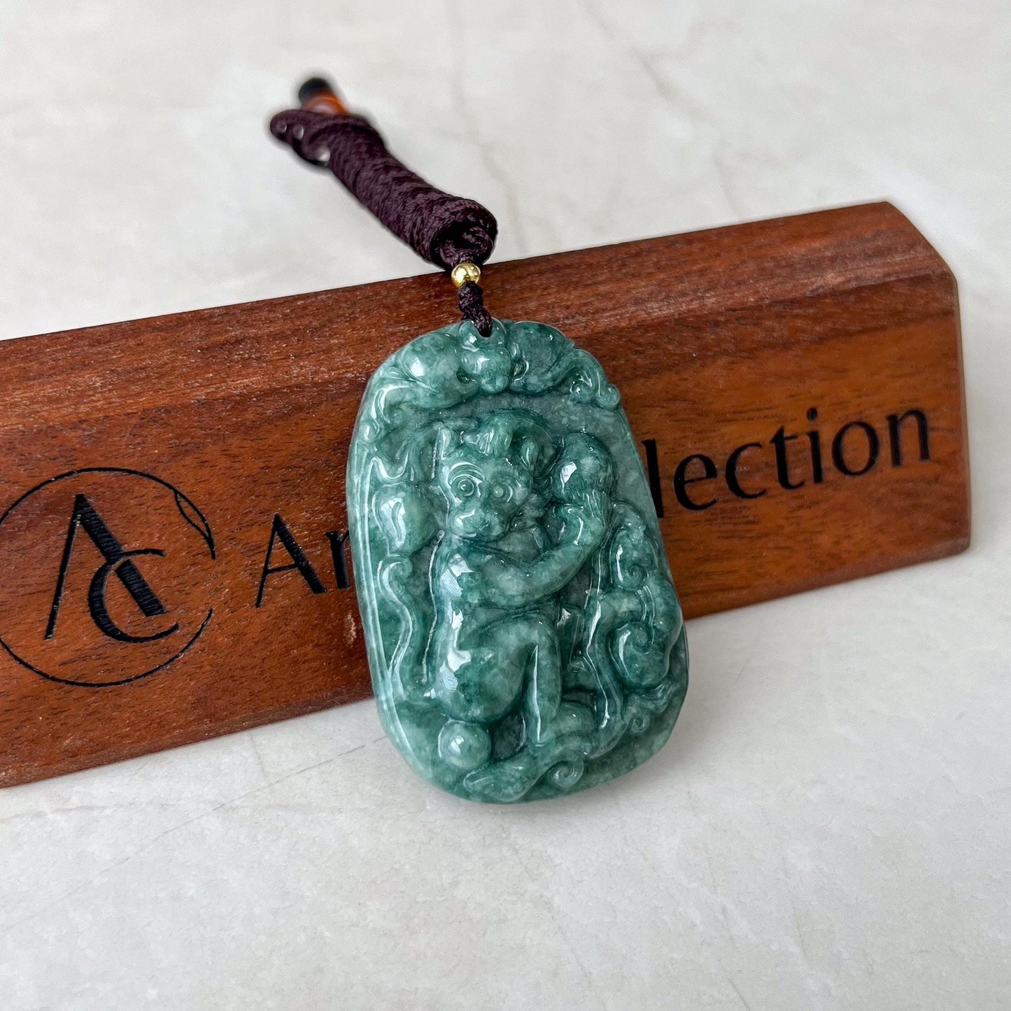 Green Jade Monkey with Peach, Jadeite Jade Carved Pendant Necklace, YJ-0422-0361891