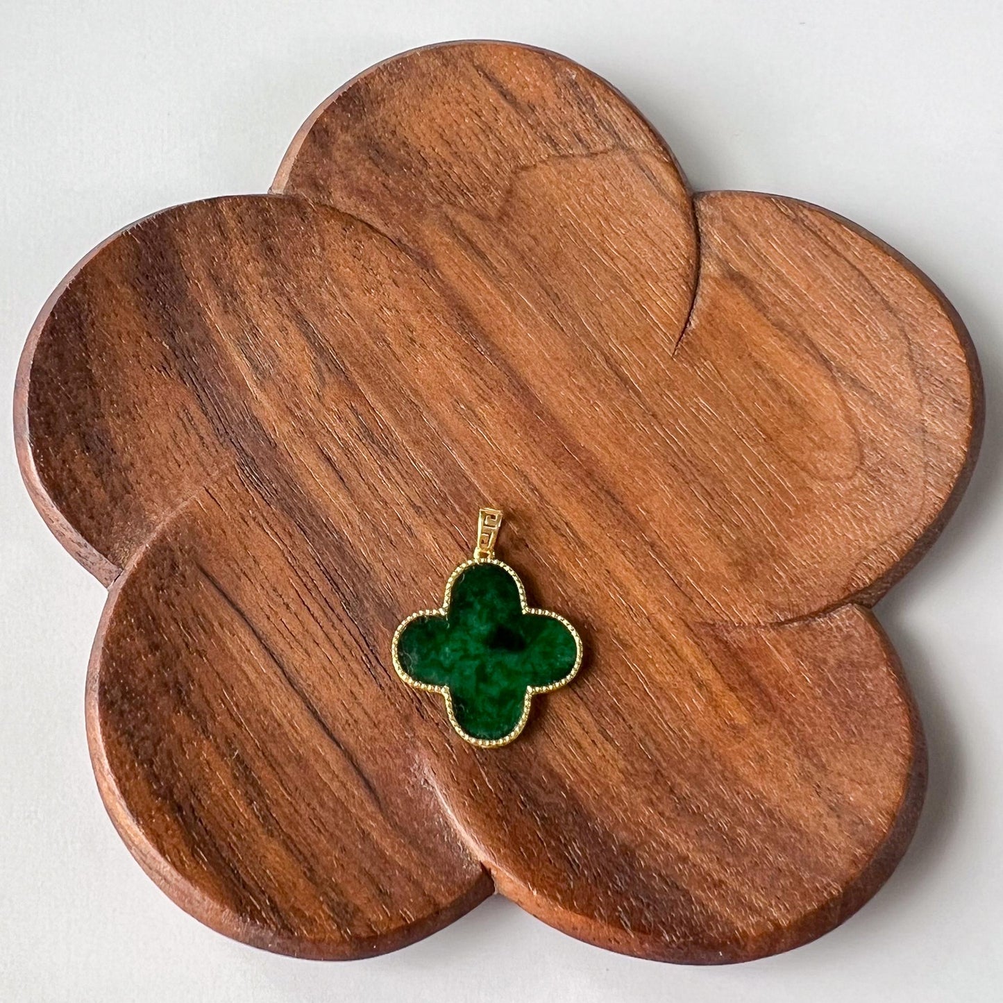 Small Green Four Leaf Clover, Jadeite Jade, 18K Gold Frame, Dainty Minimalist Pendant, Hand Carved Necklace, FSX-0921-1749942590