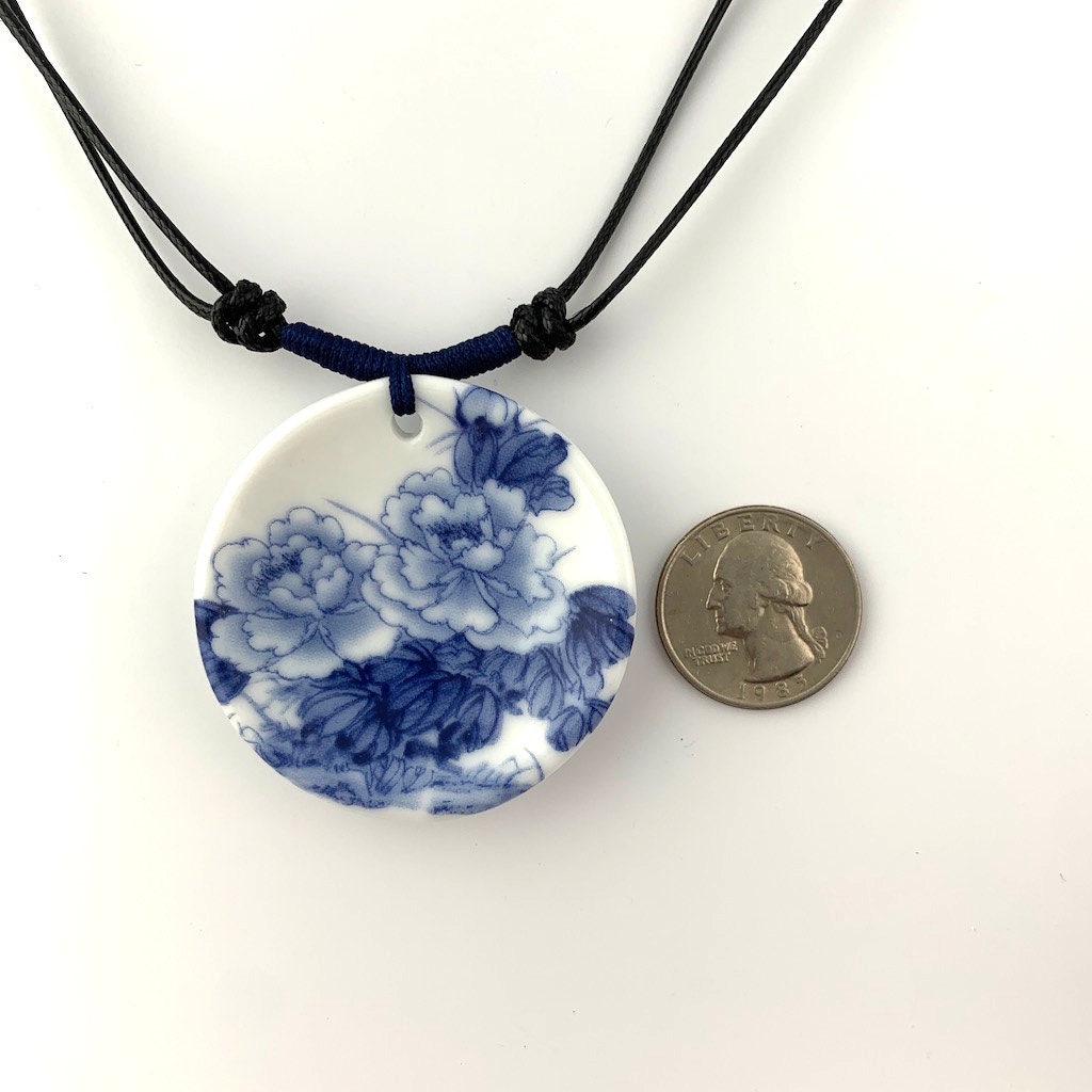 Chinese Porcelain Handmade Necklace, Chinese Decorative Pendant Necklace, Porcelain Pendant, YW-0110-1645827003 - AriaDesignCollection