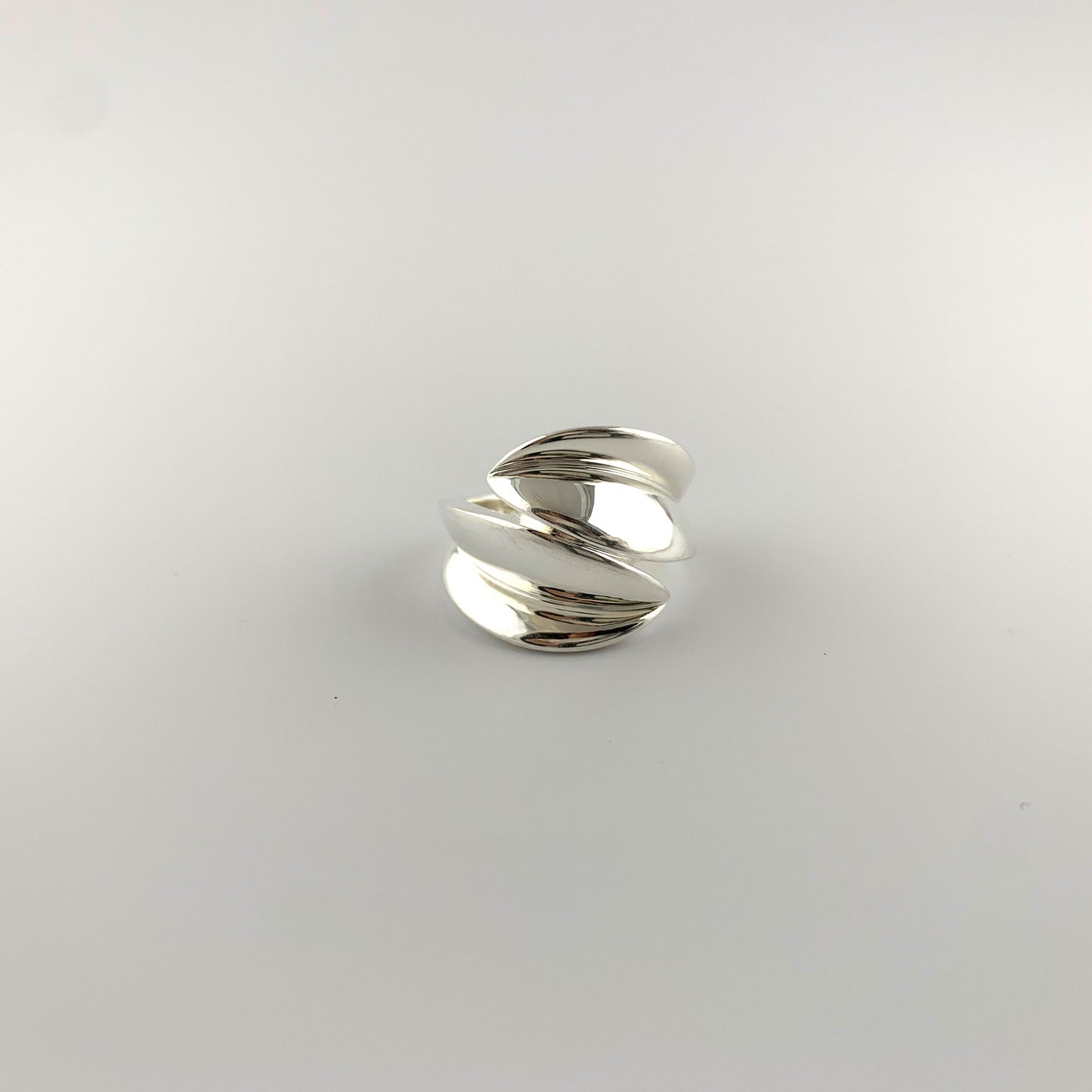 Vintage Sterling Silver Ring Twist Style Size 6.5, PAJ-0110-1646781791 - AriaDesignCollection