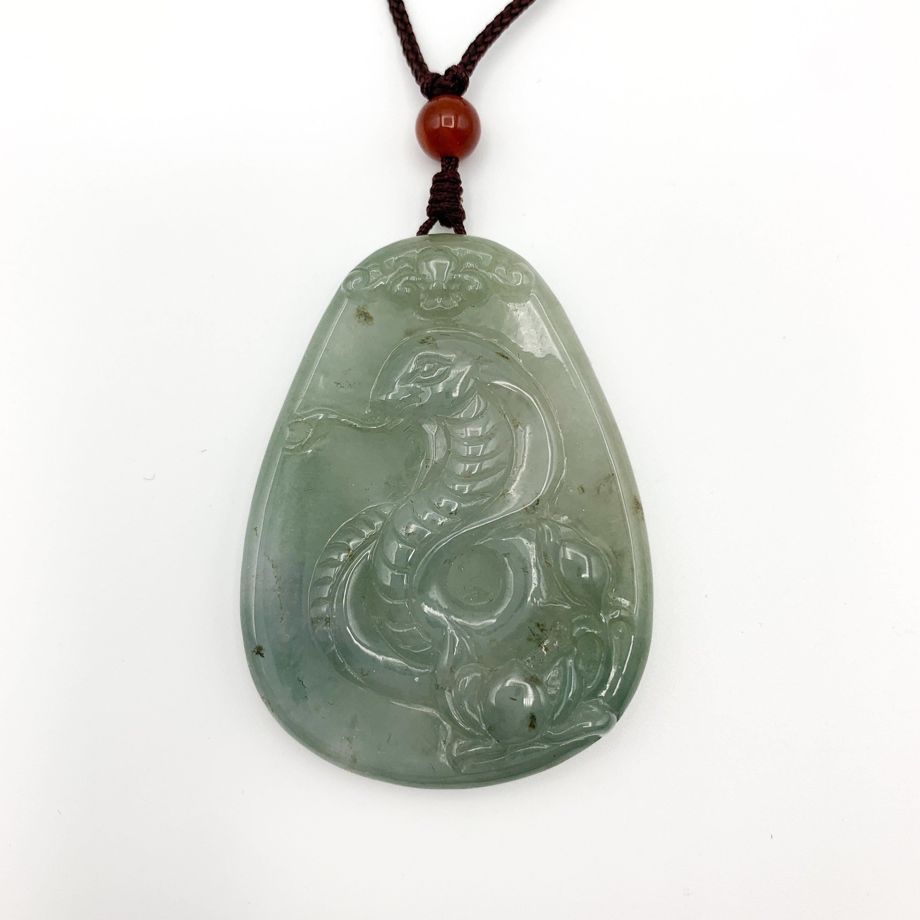 Snake deals jade pendant