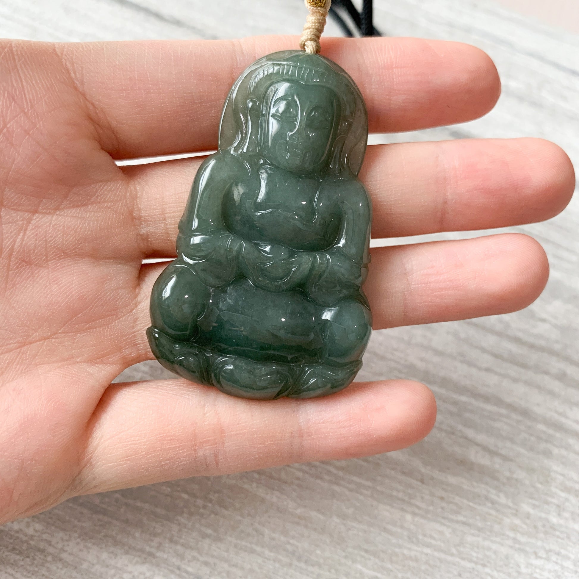 Jadeite Jade Guan Yin Avalokiteshvara Hand Carved Pendant Necklace, YJ-0321-0372113 - AriaDesignCollection