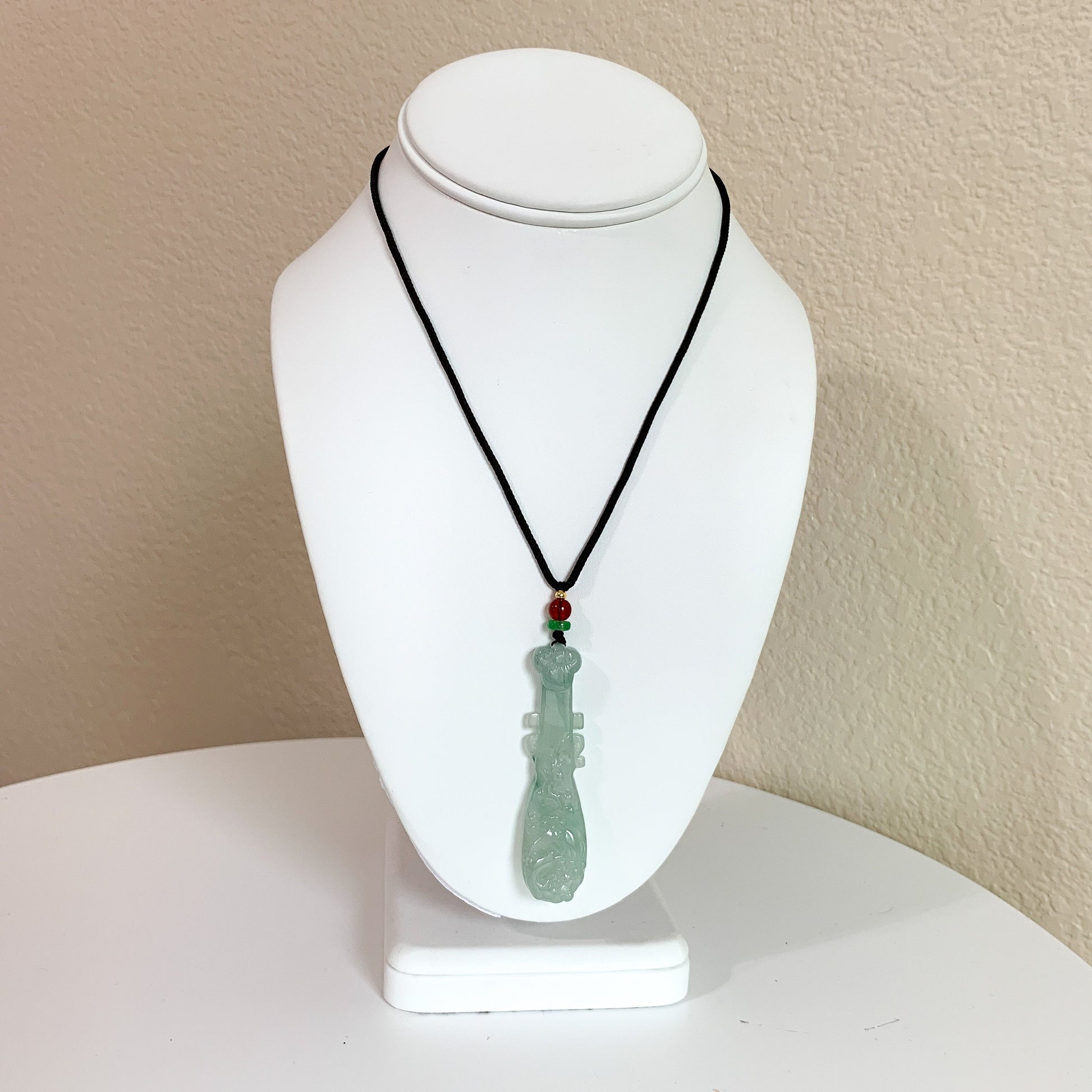 Icy Translucent Jadeite Jade Chinese Lute Pi Pa, 琵琶，Jade Necklace, HY-0621-0093659 - AriaDesignCollection