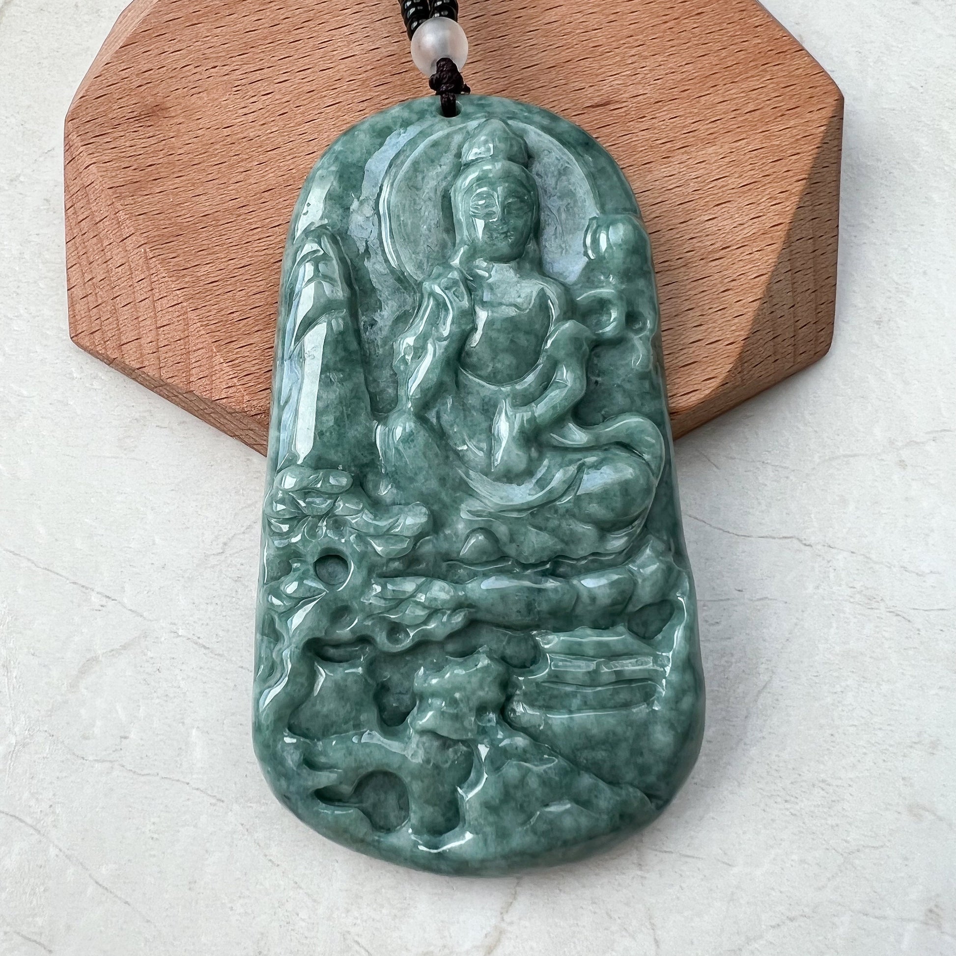Large Guan Yin, Jadeite Jade, Mountain Landscape Avalokiteshvara Hand Carved Pendant Necklace, YJ-0921-0165368 - AriaDesignCollection