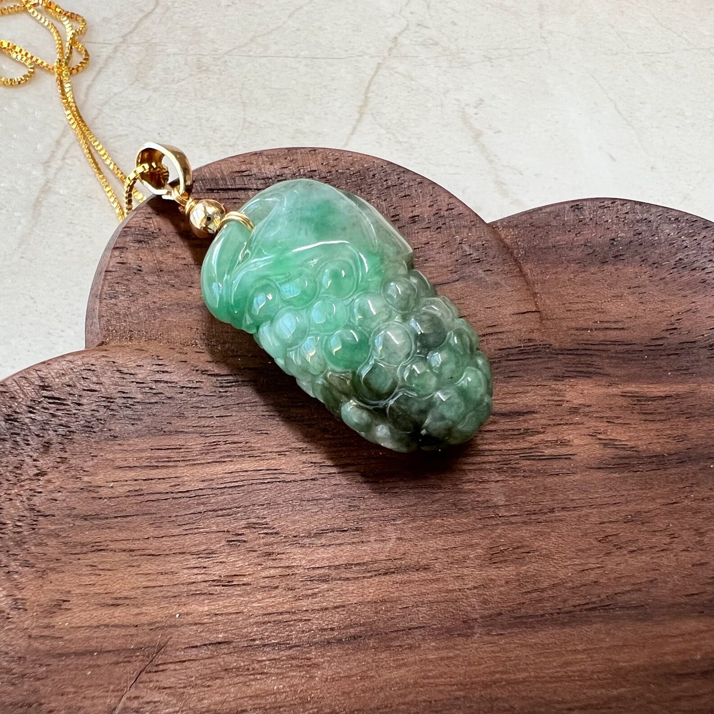 Green Jade Grape, Gold Plated, Jadeite Jade, Hand Carved Pendant Necklace, FCSG-0921-1647035832 - AriaDesignCollection