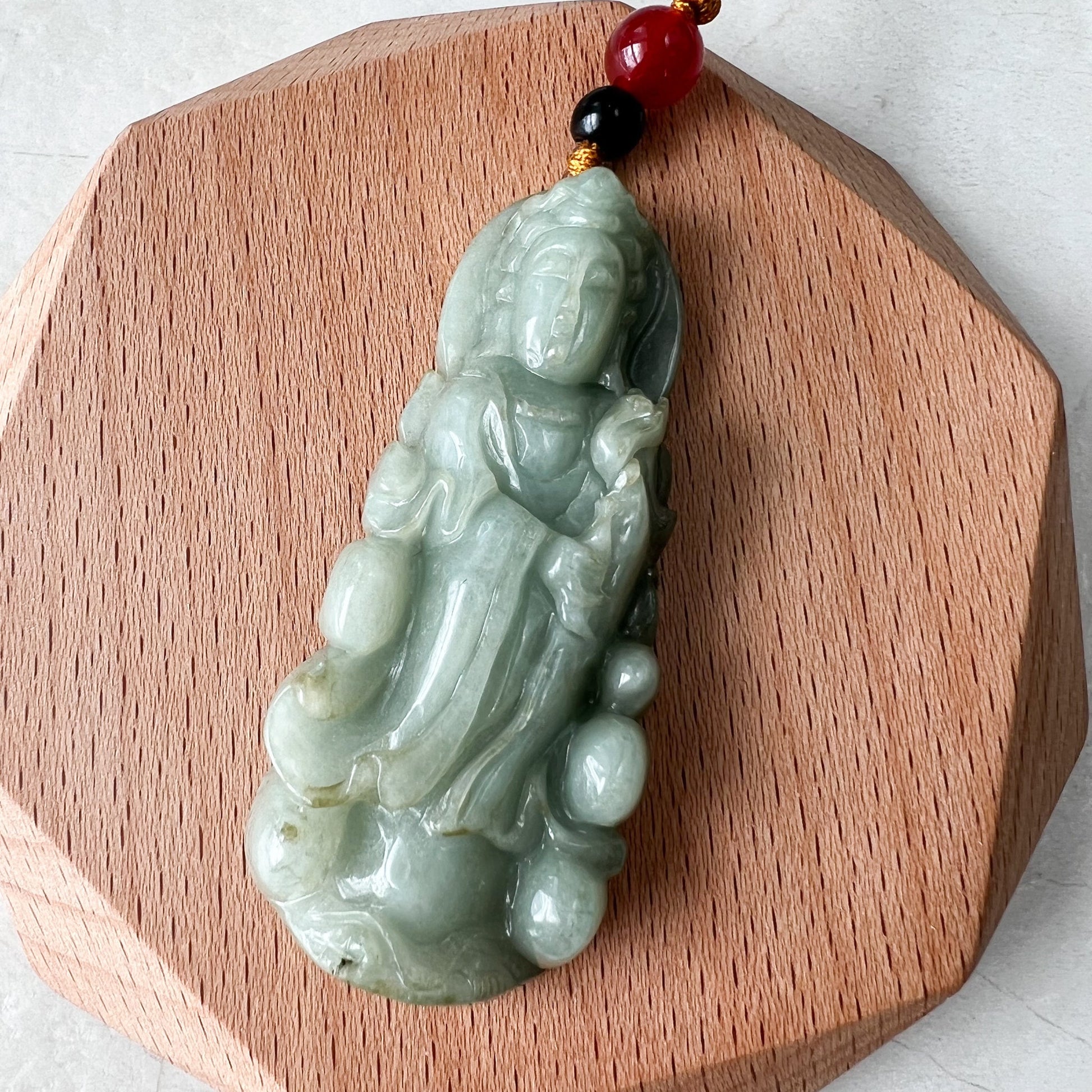 Green Jadeite Jade Guan Yin Avalokiteshvara Hand Carved Pendant Necklace, YJ-1221-0235513 - AriaDesignCollection