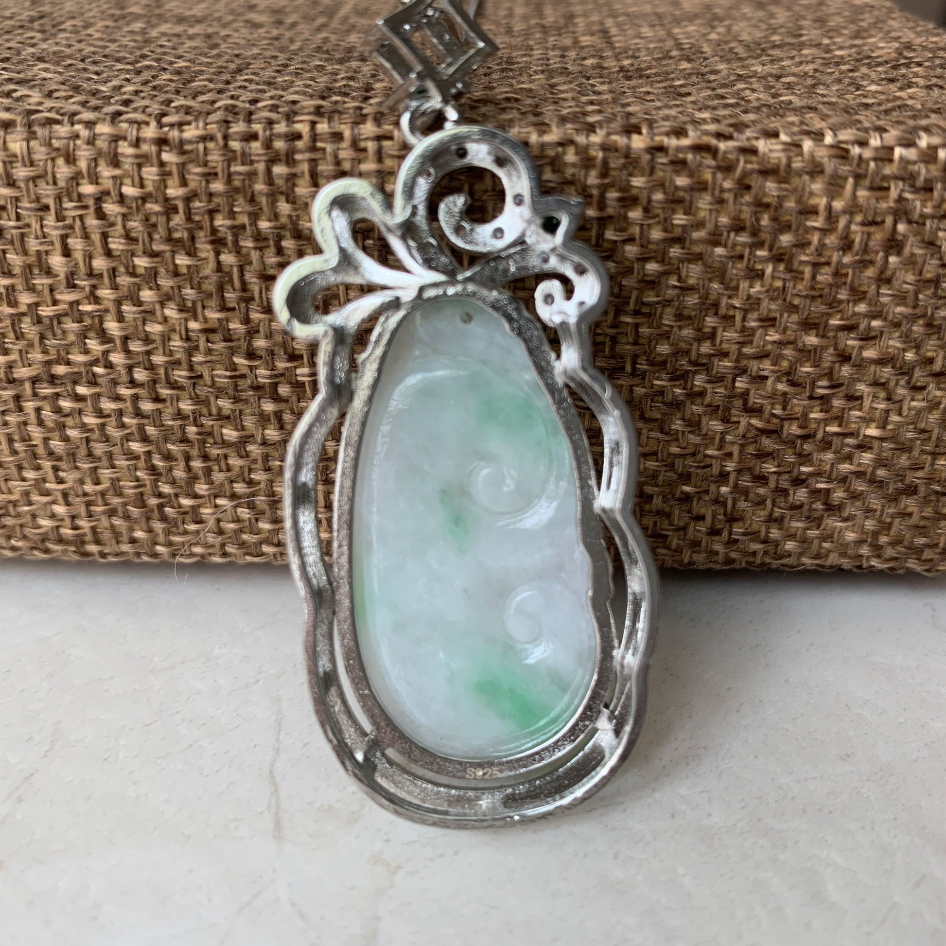 Jadeite Jade Lucky Ruyi Ru Yi, 如意, Sterling Silver Pendant Hand Carved Necklace, BJ-0621-0003439-3 - AriaDesignCollection