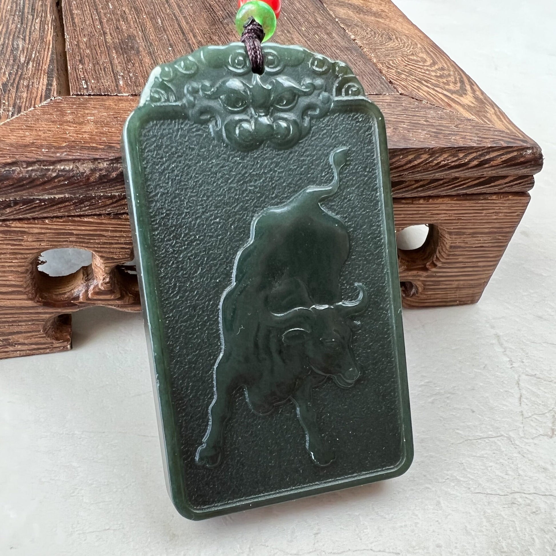 Nephrite Jade Akasagarbha Buddha, Xu Kong Zang, Hư Không Tạng Bồ Tát, bodhisattva, Ox Bull Zodiac Pendant Necklace, RM-1221-1649421258 - AriaDesignCollection