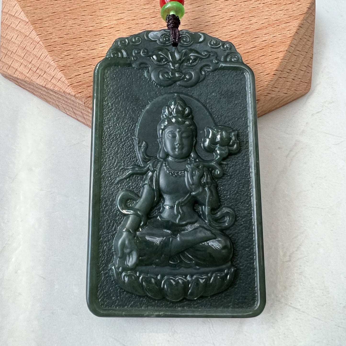 Mahasthamaprapta Buddha, Da Shi Zhi , Đại Thế Chí Bồ tát, 大势至, Nephrite Jade, Horse Zodiac Carved Pendant Necklace, RM-1221-1649779194 - AriaDesignCollection