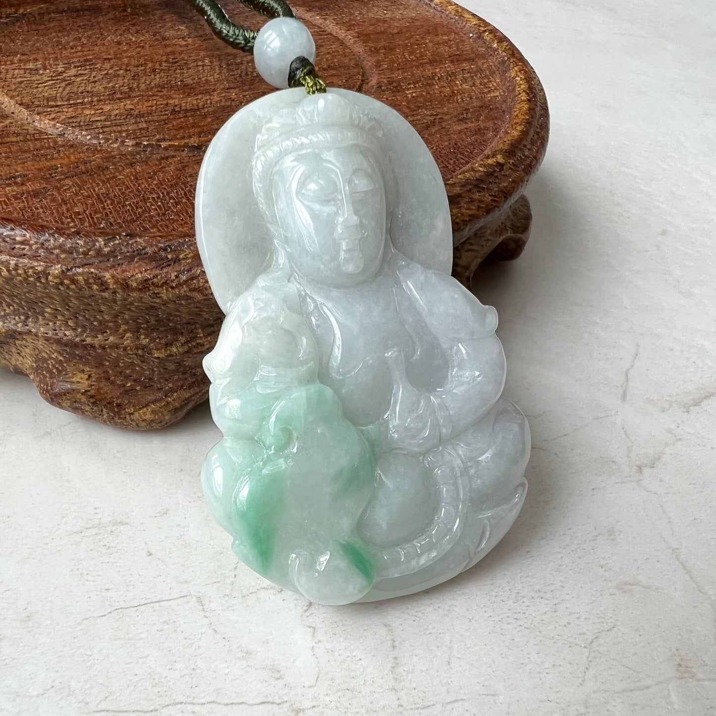 Jadeite Jade Guan Yin Avalokiteshvara, Quan Am, 观音, Hand Carved Pendant Necklace, YW-0110-1652569917 - AriaDesignCollection