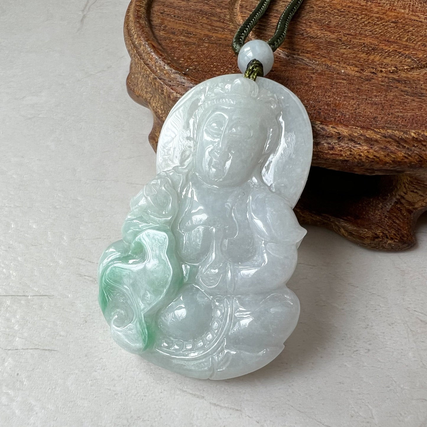 Jadeite Jade Guan Yin Avalokiteshvara, Quan Am, 观音, Hand Carved Pendant Necklace, YW-0110-1652569917 - AriaDesignCollection