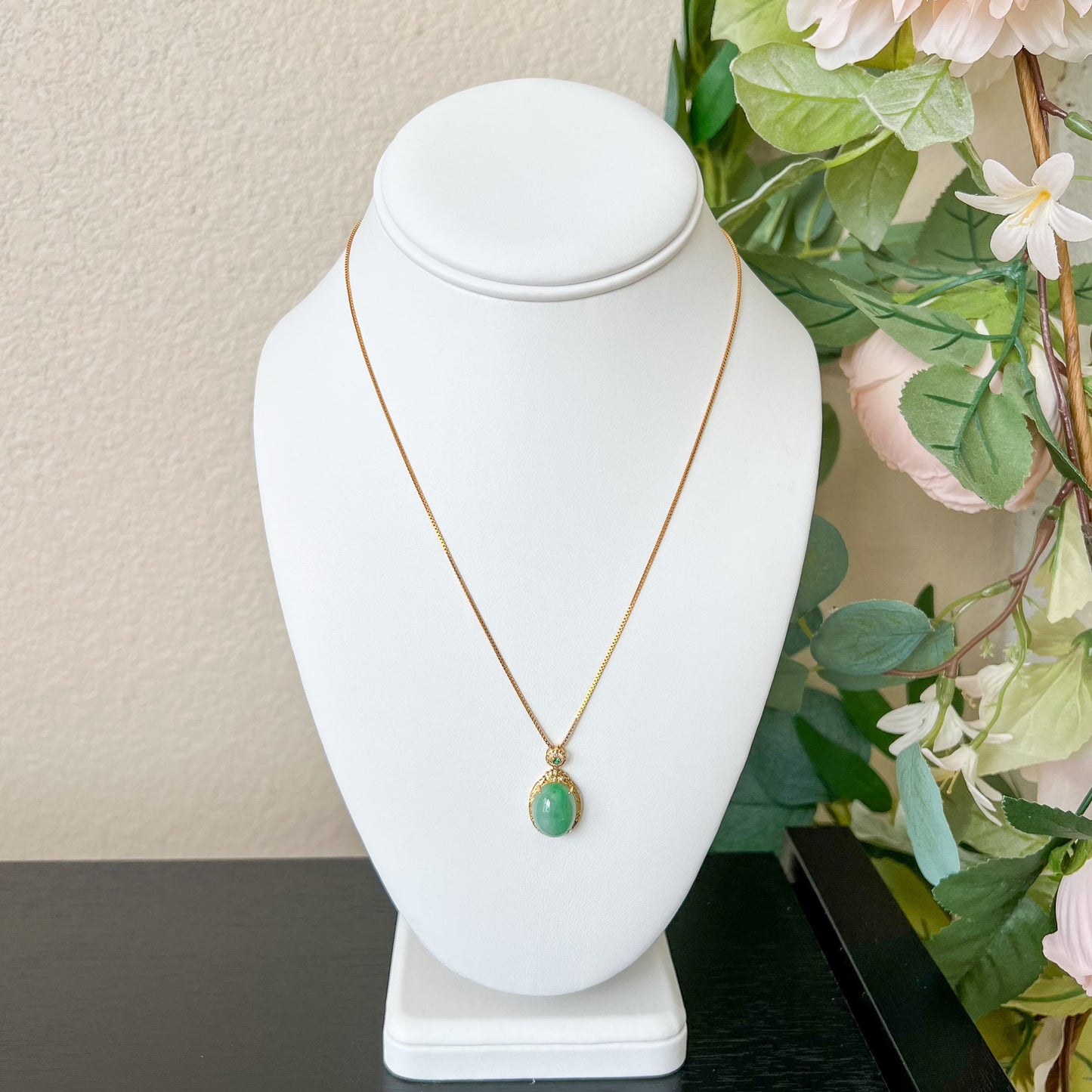 Green Jade Cabochon Pendant, Jadeite Jade, 18K Gold Bail, Dainty Pendant Necklace, FSX-1221-1673817967