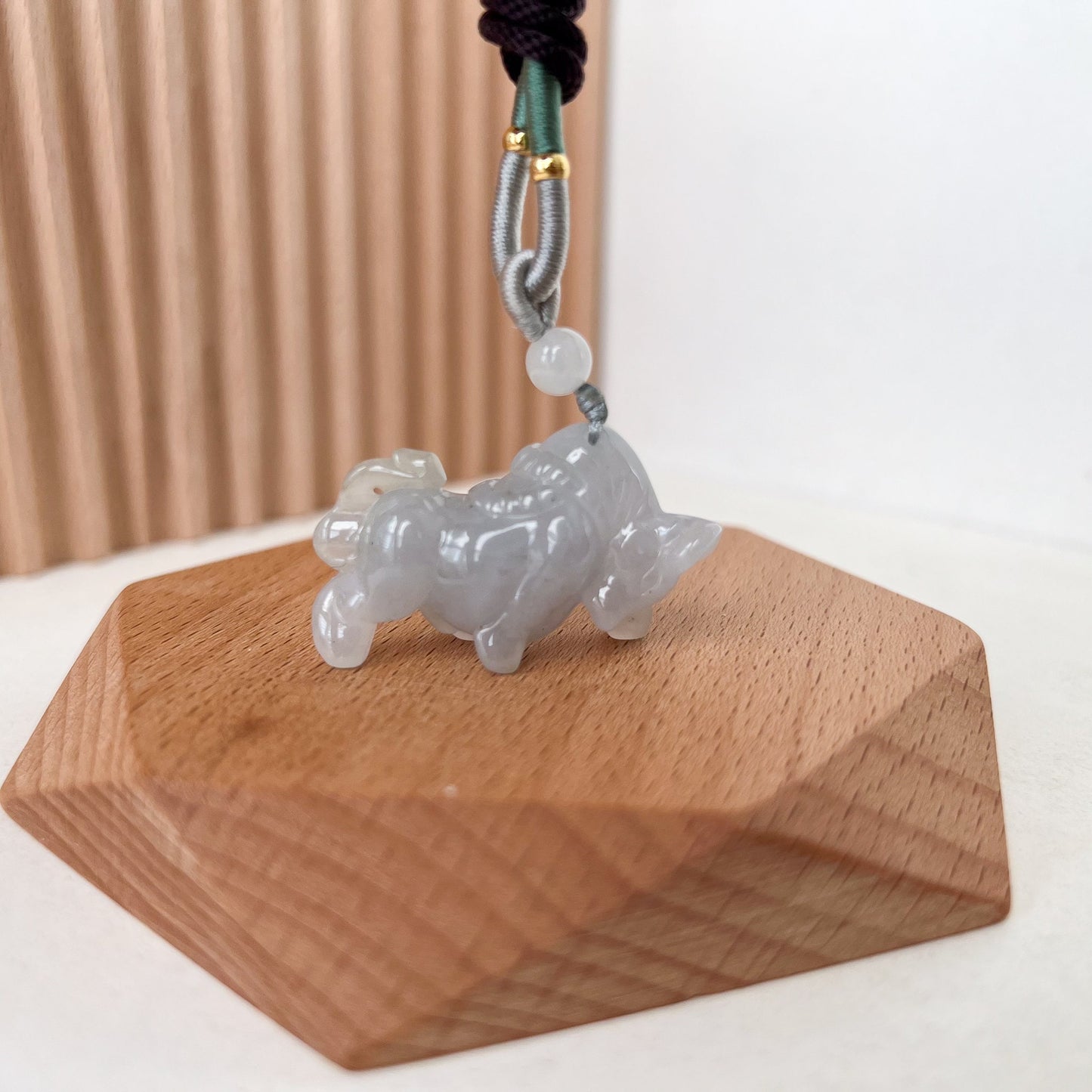 Charging Ox Jadeite Jade Bull Cow Chinese Zodiac Carved Very Light Purple Lavender Jade Pendant Necklace, YX-0323-1701575060